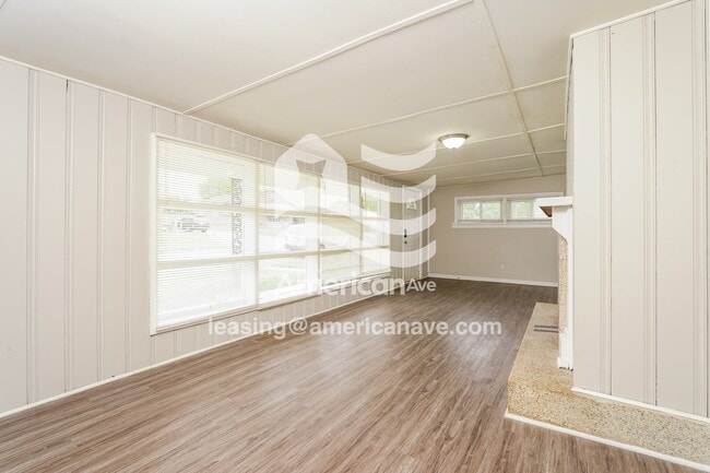 Building Photo - 1014 Arbor Dr