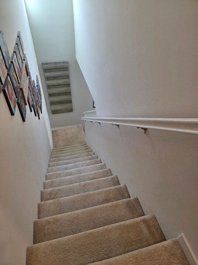 Foto del edificio - Murrieta 4 Bedroom Home with Solar in Gated Community!