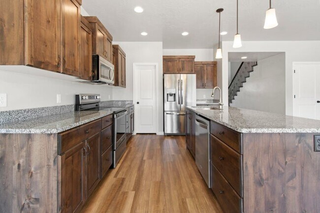 Foto del edificio - 1706 Honeycomb Dr