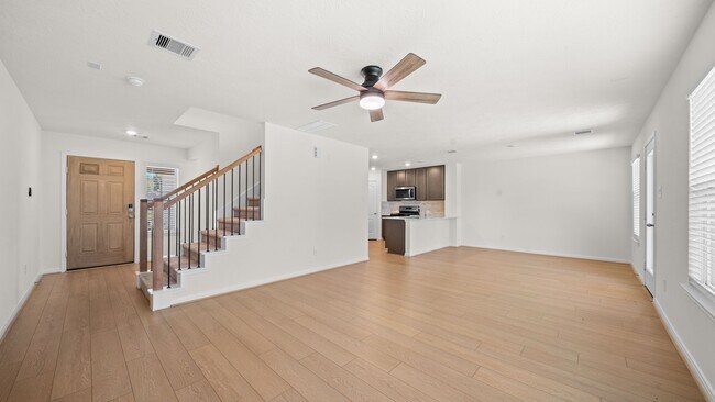 Building Photo - 2607 Bluewood Ct