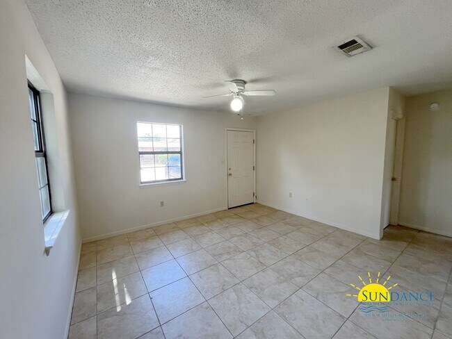 Foto del edificio - Great 2 Bedroom Home in Fort Walton Beach!
