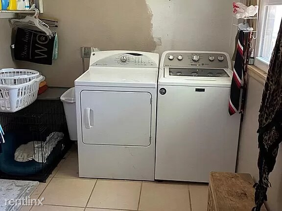 Foto principal - 3 br, 2 bath House - 401 33rd St