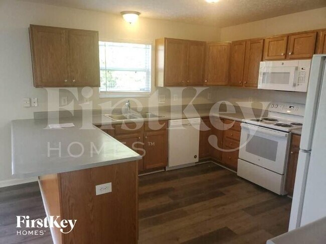 Building Photo - 356 Brandon Drive