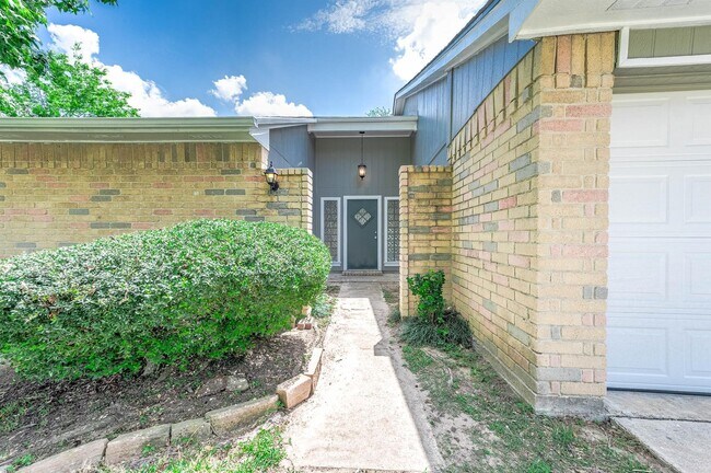 Foto del edificio - 13407 Wells River Dr