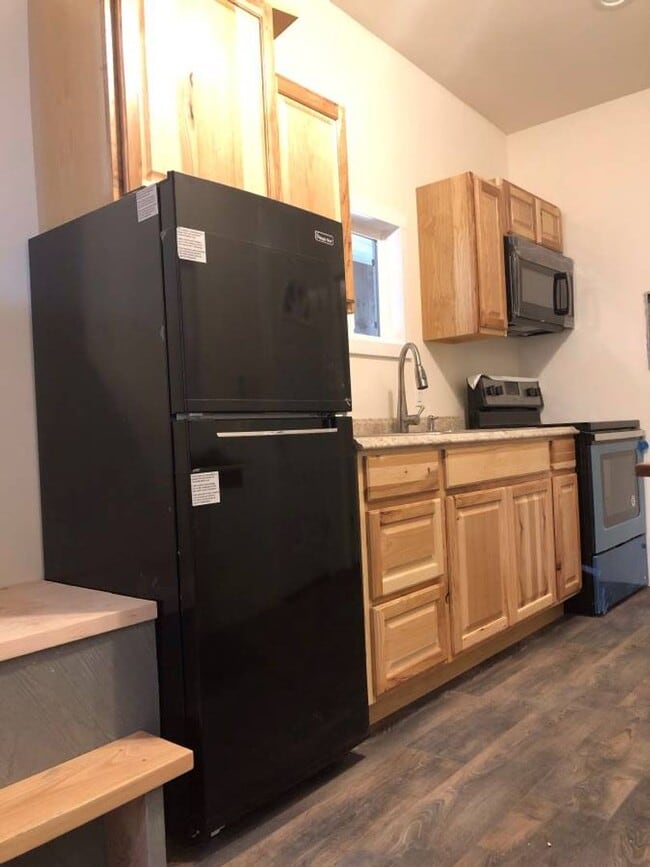 Building Photo - Fruitland MHP LLC