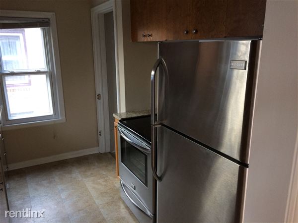 Building Photo - 4220 Elmwood Ave