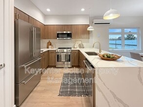 Building Photo - 4337 Greentrail Ln