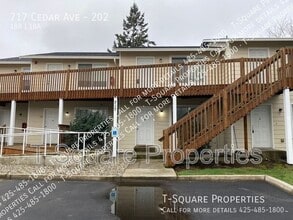 717 Cedar Ave