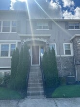 Building Photo - 15232 NW Marianna St