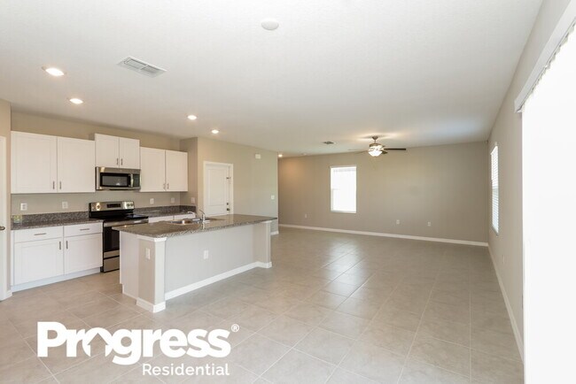 Foto del edificio - 2262 Treesdale Ave