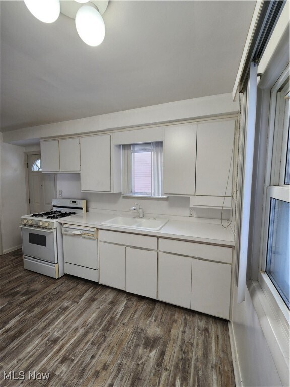 Foto del edificio - 4385 Greenway Rd