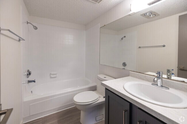 Interior Photo - The June