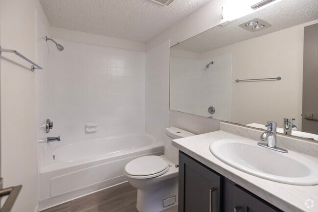 Interior Photo - The June