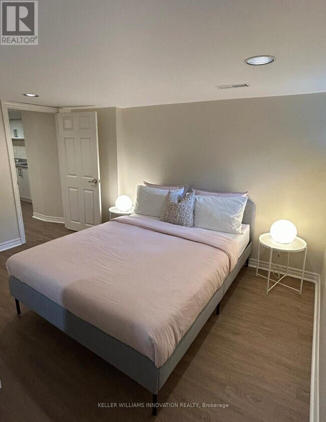 Photo du bâtiment - 248 Dovercourt Rd