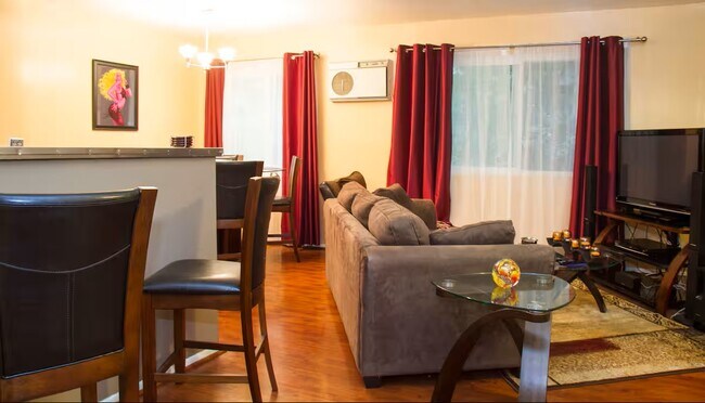 Foto del edificio - 968 Larrabee St