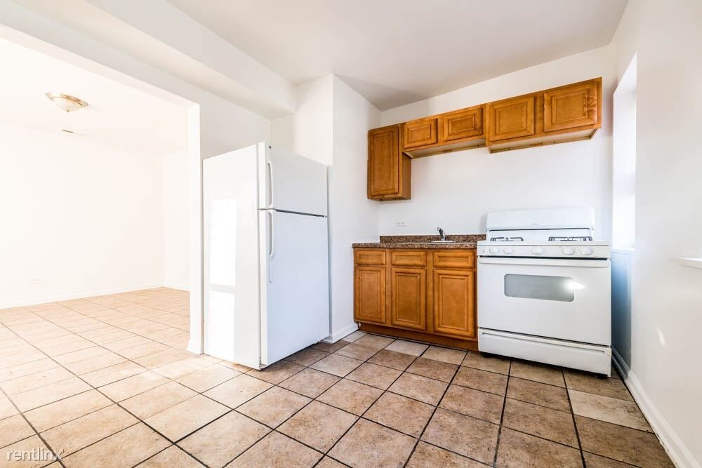 2 br, 1 bath Apartment 5448 W Adams St Apartment for Rent in