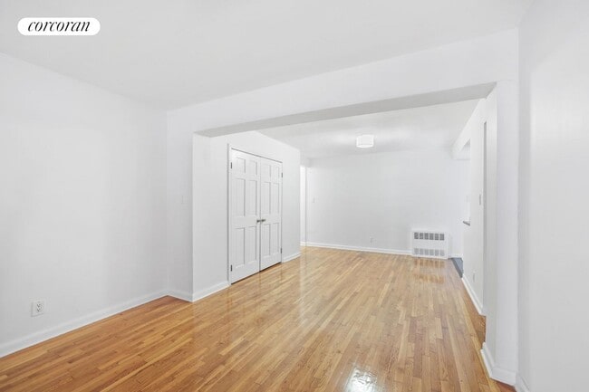 Building Photo - 401 W 56th St