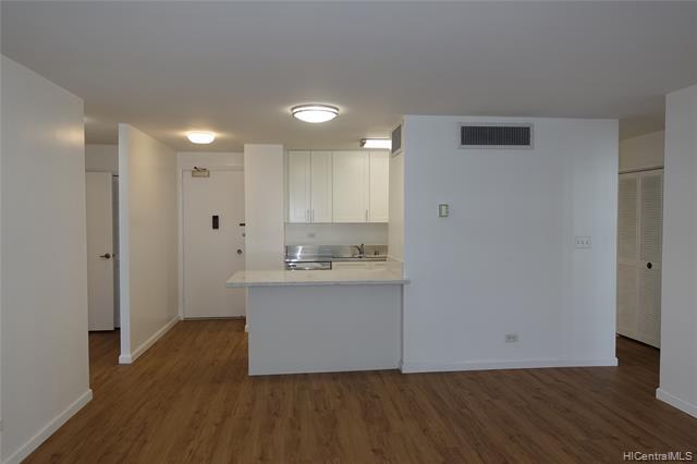 Building Photo - 1561 Kanunu St