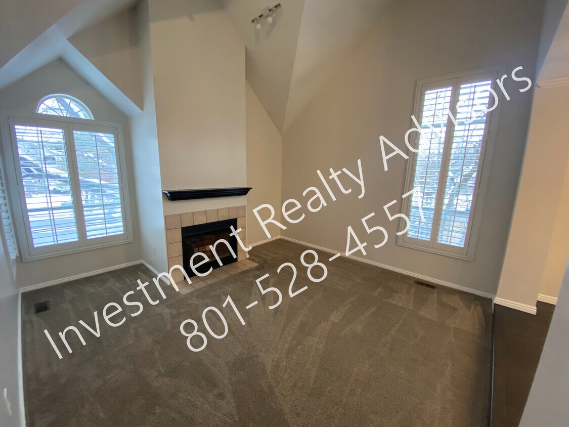 Beautiful, Spacious Home in Sandy! House Rental in Sandy, UT