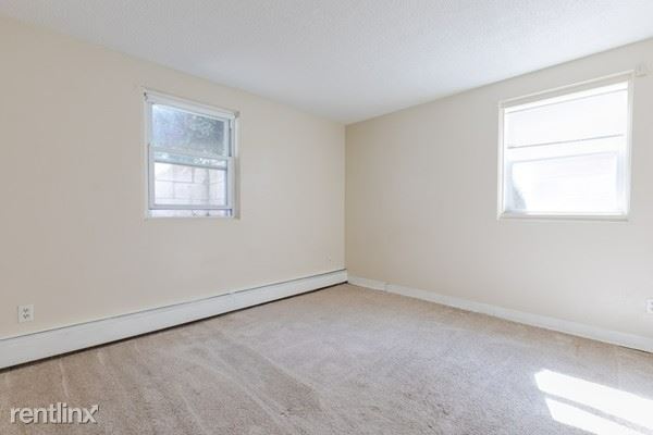 Building Photo - 2 br, 1 bath Condo - 145 commercial street