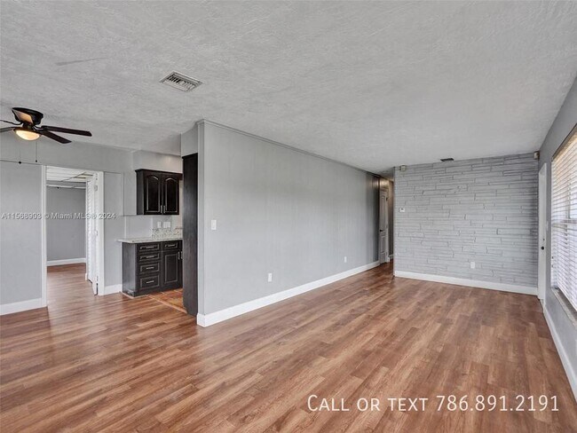 Building Photo - 650 SW 28th Terrace 622, Fort Lauderdale, ...