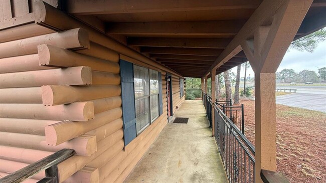 Building Photo - 3851 State Hwy 71