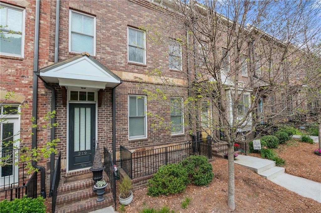Foto principal - 219 Cole St NE