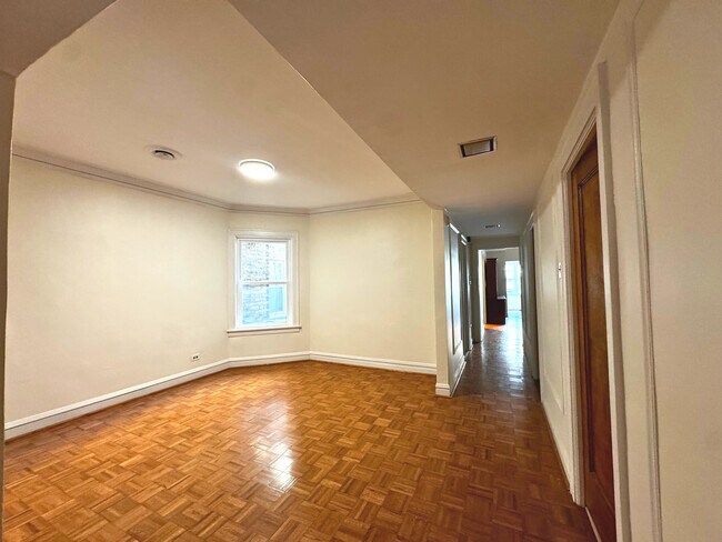 Foto del edificio - 6937 S Merrill Ave
