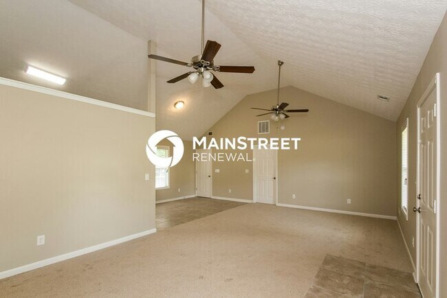 Building Photo - 3 Bedroom Pet-Friendly Home in Covington, ...