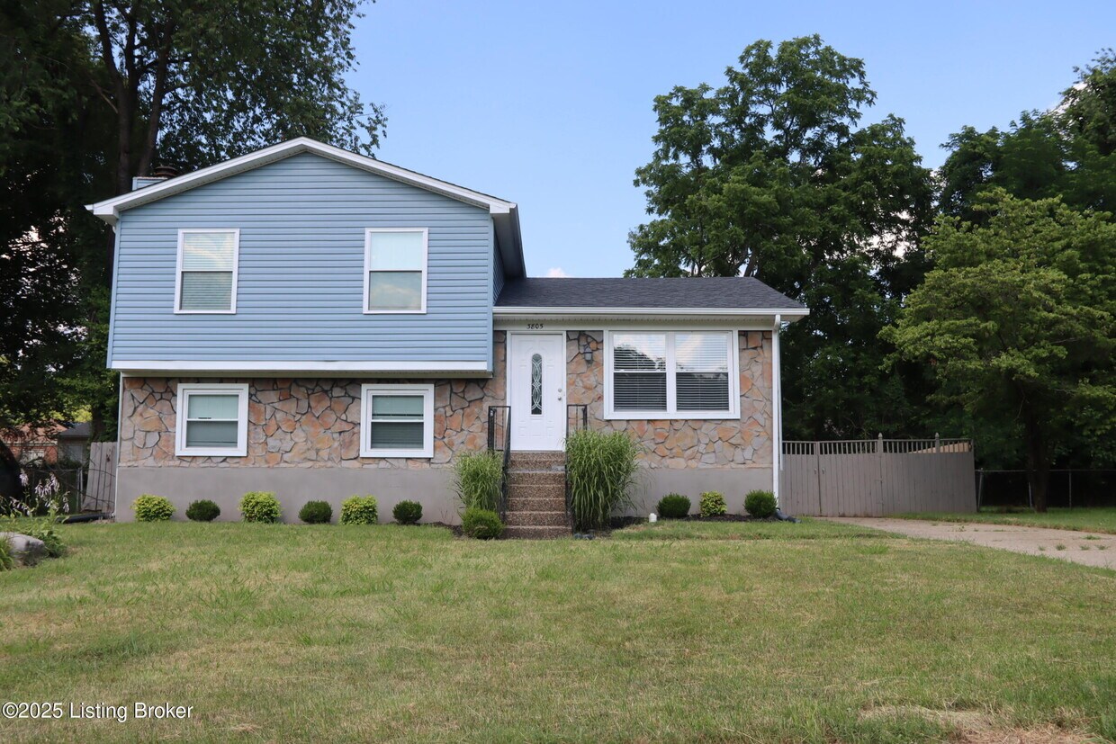 Foto principal - 3805 Stigwood Ct