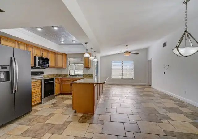Foto del edificio - 1029 SE 18th Pl