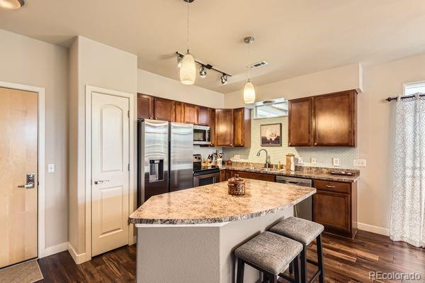 Foto del edificio - 10176 Park Meadows Dr