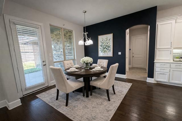 Foto del edificio - 1304 Damsel Caitlyn Dr