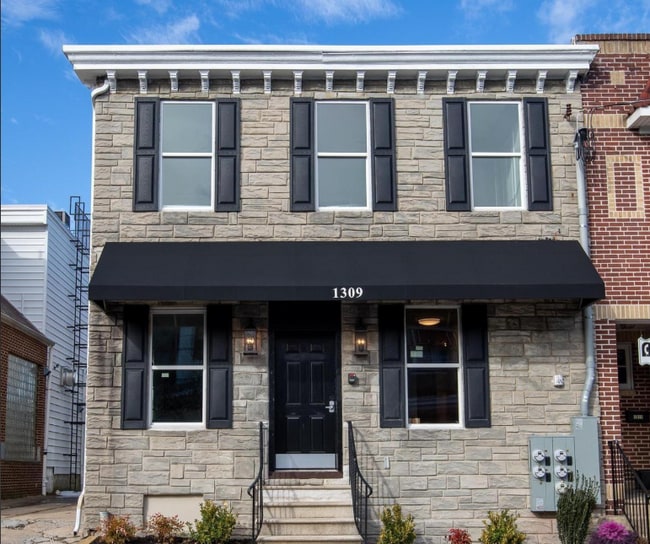 Foto del edificio - 1309 N Scott St