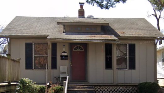 Building Photo - 4602 Genessee St