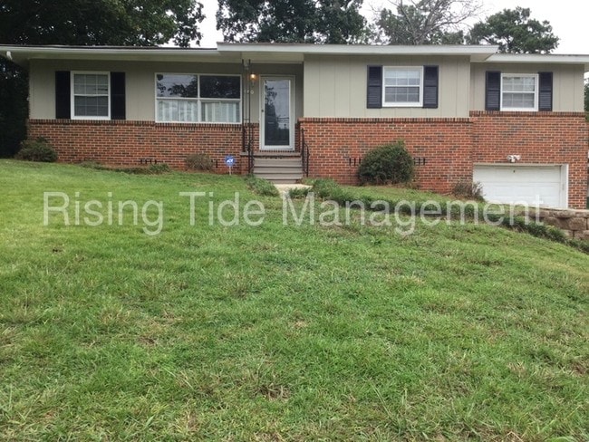 Building Photo - 200 E Haven Dr