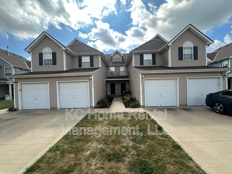 Foto principal - 4545 NE 83rd St