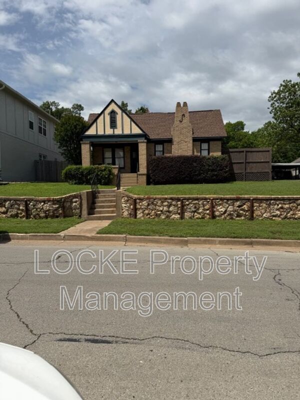 Foto del edificio - 2600 Lubbock Ave