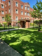 Building Photo - 6940 S Crandon Ave