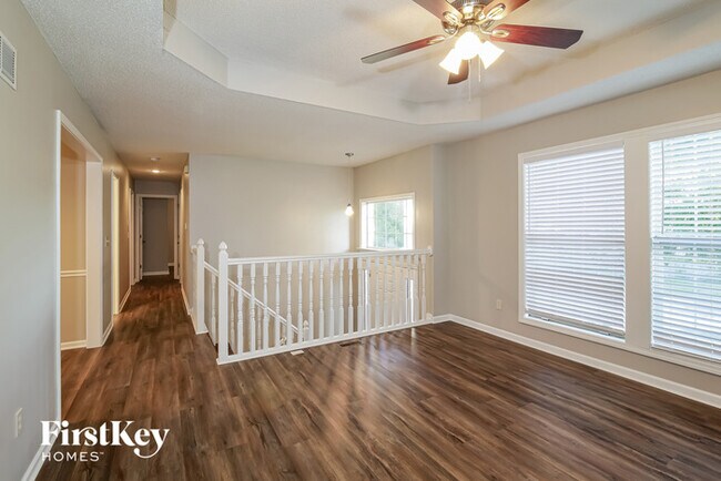 Foto del edificio - 706 Mallory Dr