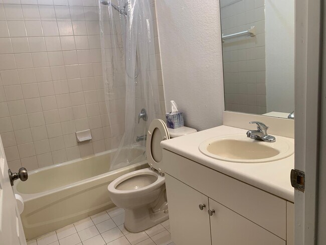 Foto del edificio - 10902 NW 83rd St