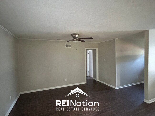 Foto del edificio - HORN LAKE CHARMER! 3BR/1BA | Vinyl Plank Floors & Open Kitchen | Fenced Yard!