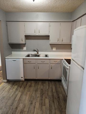 Building Photo - 243 S Durkin Dr