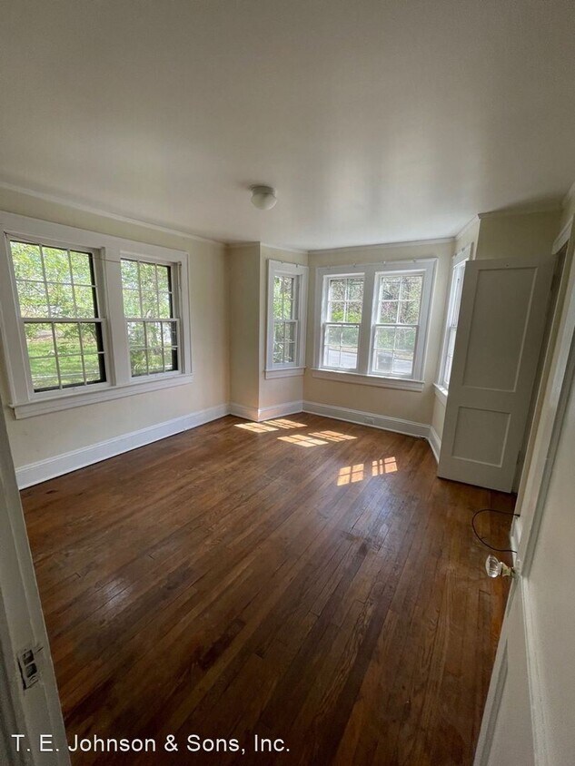 Foto del edificio - 2 br, 1 bath House - 515 West 20th Street