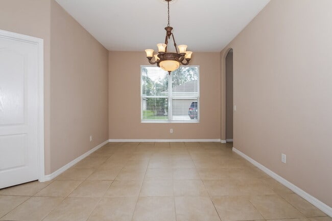 Foto del edificio - 1792 Old Summerwood Blvd