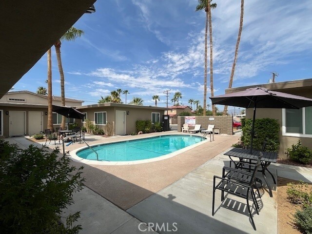 Building Photo - 45421 Sunset Ln