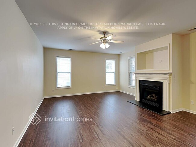 Foto del edificio - 3157 Groveshire Dr