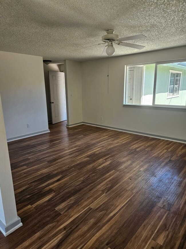 Building Photo - 2504001