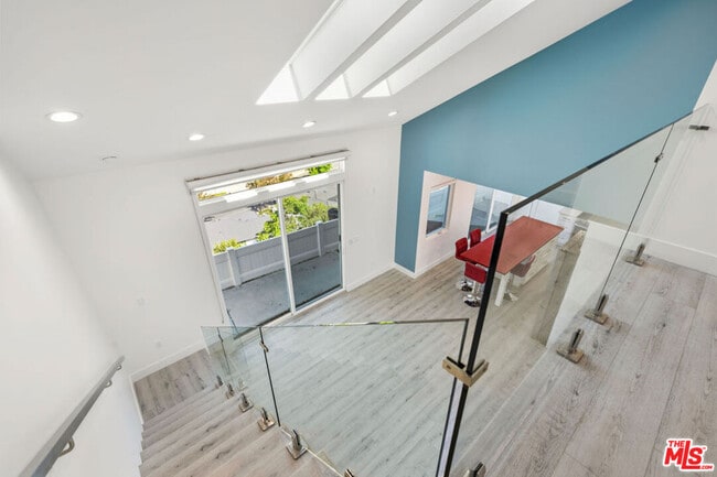 Foto del edificio - 10321 Sala Pl