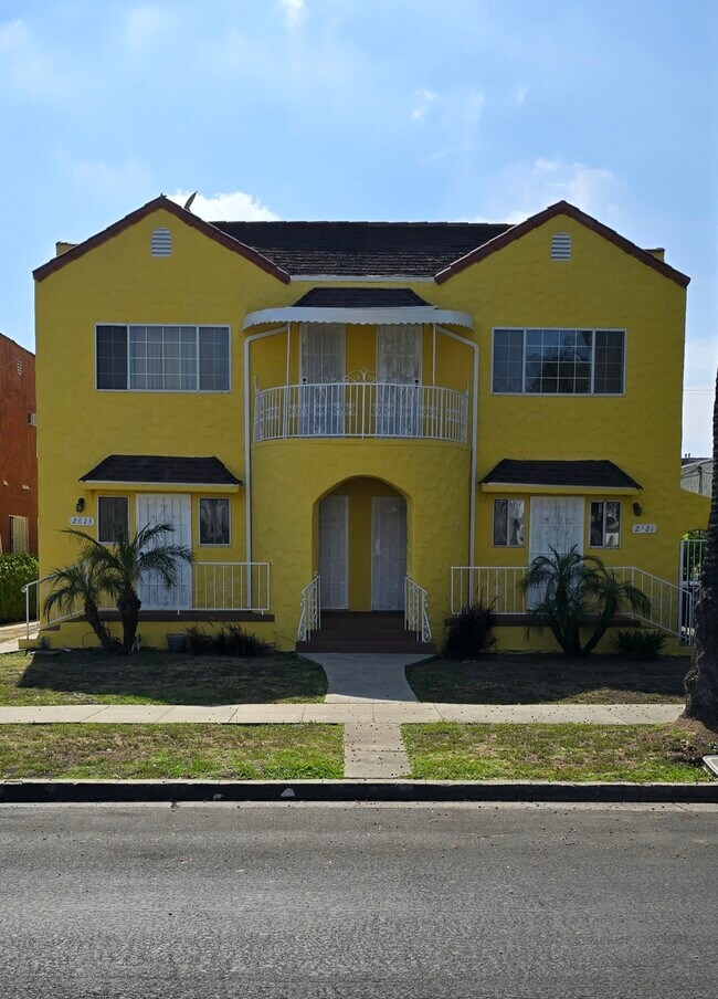 Foto del edificio - 2621 Wellington Rd